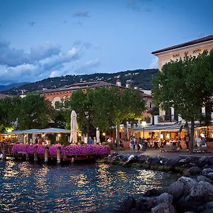 Del Porto Hotel Torri Del Benaco