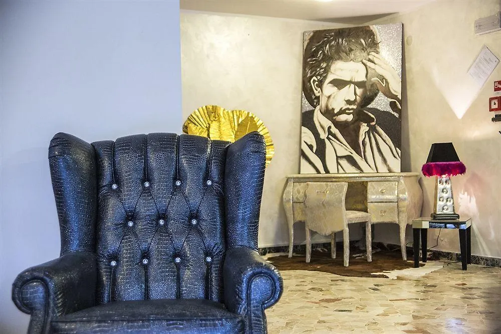 Hotel Hollywood Riccione 2*,